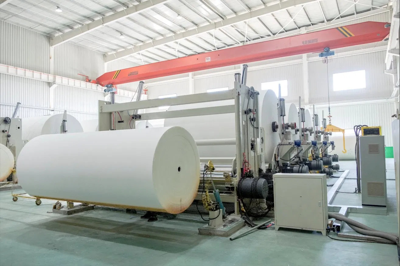 1800mm จบ Jumbo Roll เครื่องตัด Rewinding ด้วยประสิทธิภาพที่ดี 2